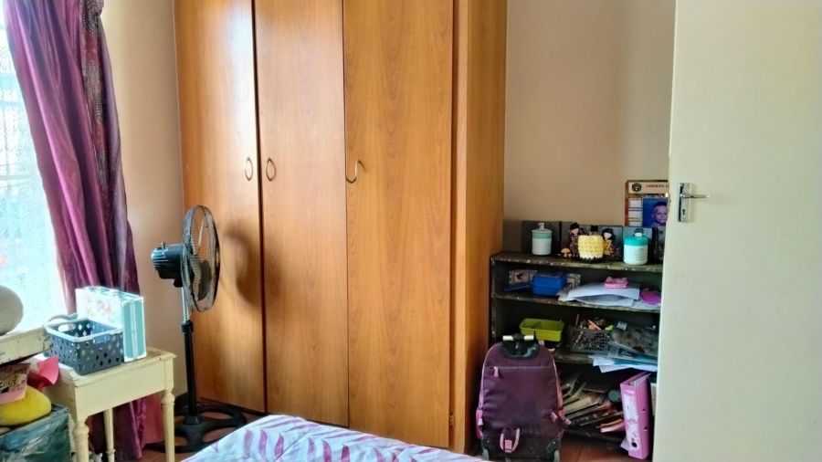 3 Bedroom Property for Sale in Waterval East North West
